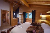 Chalet with whirlpool bath, exceptional panorama and sunshine.