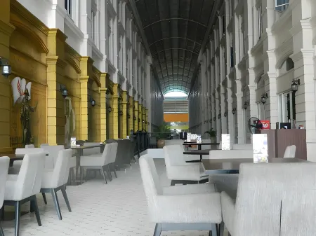 Wing Hotel Kualanamu Airport