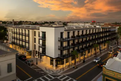 Hotel Haya Hotels in Tampa