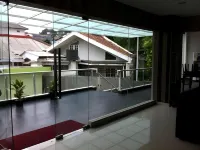 J Residence Hostel Ciumbuleuit
