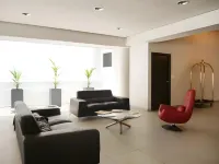 Hotel Tower House Suites - พร้อมWifi