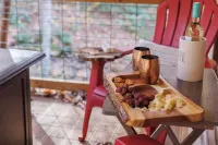 BEARADISE “Glamping Paradise”