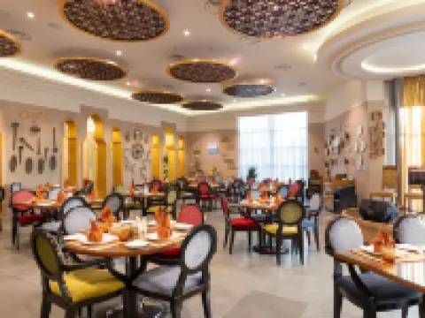 โรงแรม ฮอลิเดย์ อินน์ คูเวต บาย IHG โรงแรมในSalmiya