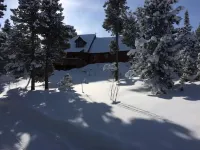 Mtn Retreat: Hike ,Hot Tub, Explore CO, Ski, Relax