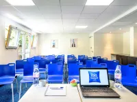Ibis Styles Valenciennes Petite Forêt Hotels in Saint-Amand-les-Eaux