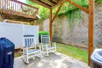 3 King Beds; Walk to Umstead; 5 Mi. to Airport; Lenovo Center; Quiet