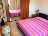 Angie's Apartment "Private Parking- 500mt by the sea"