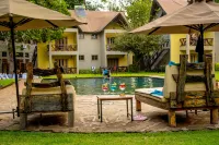 Weru Weru River Lodge