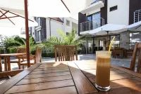 Charming 1 Bedroom Apartment for up to 4 Guests