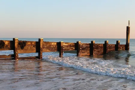 Hotel 50 Отели рядом с достопримечательностью «Расселл Котс Арт Галлери & Музеум»