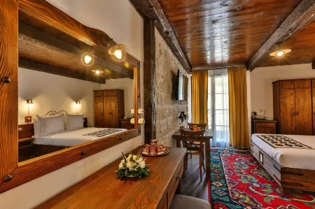 Stara Čaršija Hotel & Spa Отели в г. Стари Бар