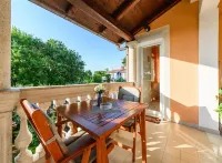 Beautiful Cottage in Nature Hotels in Porec