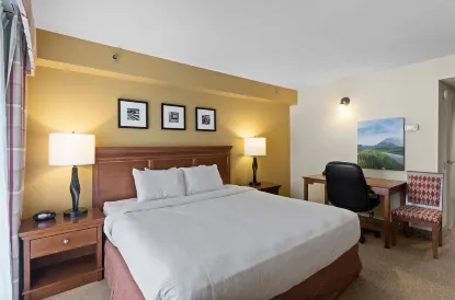 Country Inn & Suites by Radisson, Saskatoon, SK