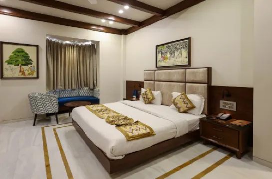 Vrinda Hotel