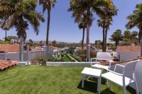 Hotel LIVVO Dunagolf Suites Hotels near Sioux City Park San AUGUSTIN