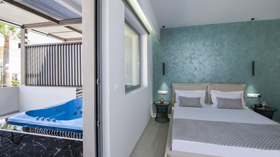 XSuites Hotel