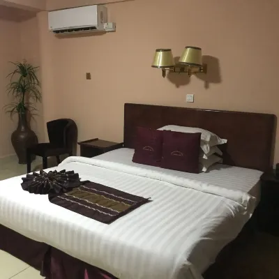Akroma Plaza Hotels near Apremedo