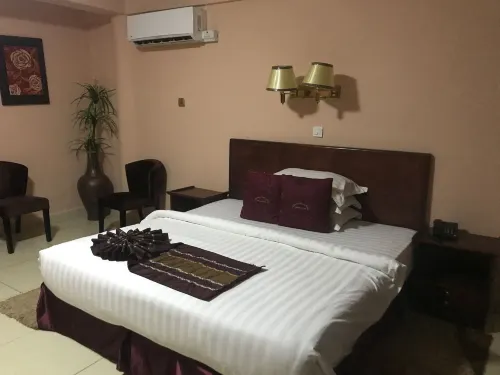 Akroma Plaza Hotels in Race Course