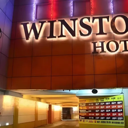 New Winston Hotel