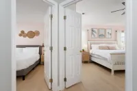 Spacious & Quiet Vacation Getaway, 15 Min to Beach