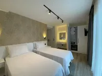 Çağdaş Hotel فنادق في تشيشمي