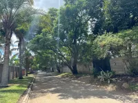 Goshen Creek Guesthouse - parking