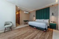 Hotel Chariot