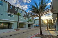Resort Pool Walk to the Beach Island Views Little Beach House by AvantStay