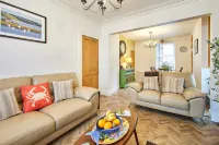 Host & Stay - Sunstar