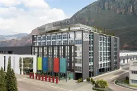 Four Points by Sheraton Bolzano Hotels in der Nähe von Kalterer See