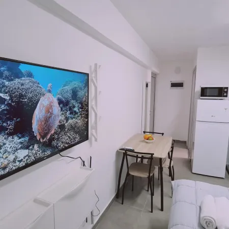 100 AN - Napa Living 41 Отели рядом с достопримечательностью «Морские пещеры-гроты Айя-Напы»