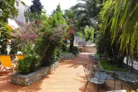 Apartment in Pietra Ligure - parking