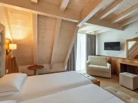 Hotel Palme & Suite Hotels in Garda Town