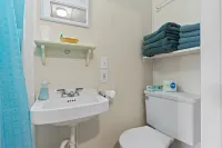 Beach Motel and Suites - 2-Star