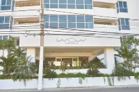 Beachfront Condos Las Olas Sleeps 6 Hotels in 