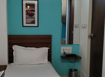 New Shahana - Hostel