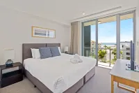 Verve on Cotton Tree