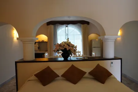 Villablanca Garden Beach Hotel