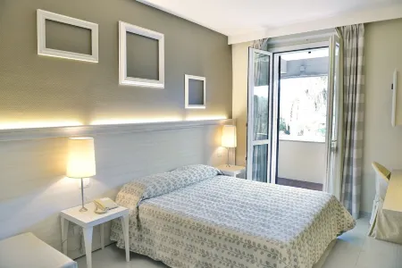 Hotel Degli Ulivi Отели рядом с достопримечательностью «Golf Club Metaponto»