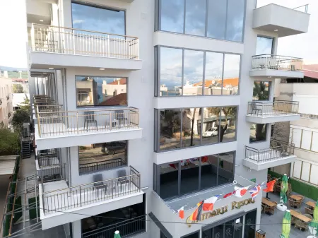 Candarli Resort Hotel Отели в г. Coraklar Mahallesi