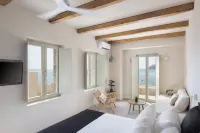 Yerma Suites Limeni Hotels near Caves of Diros