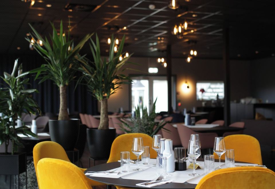 더 타이드 - 호텔