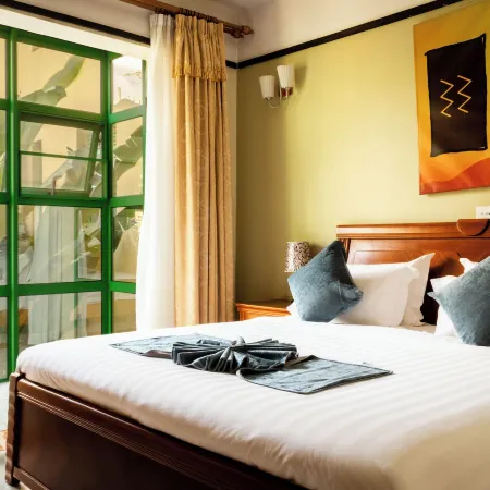 Highlands Suites Hotel and Apartments