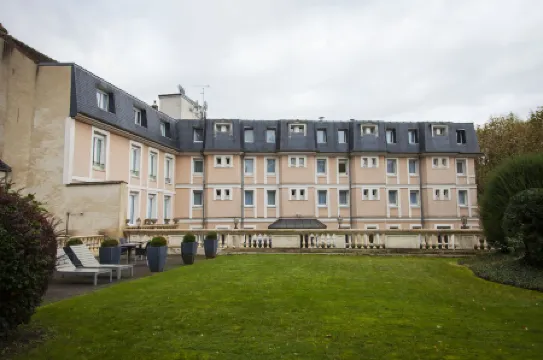 The Originals City, Archotel, Sens