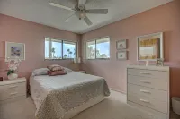 Anna Maria Island Bridge Port Beach Resort - 4성급