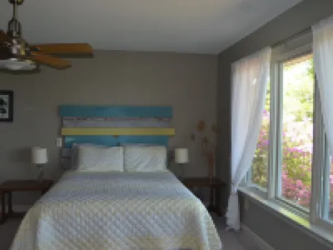 Cozy cottage on the Chesapeake Bay Hotels in Mathews County