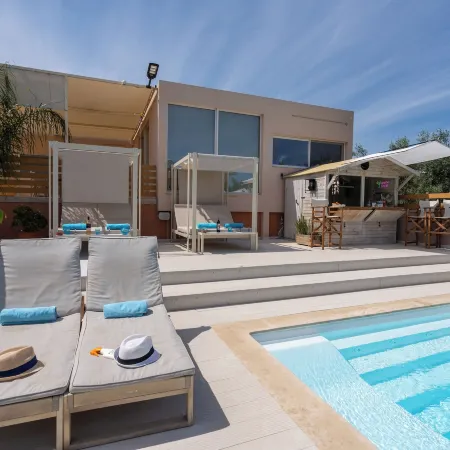 Modular Bungalows with Heated Pool Artemis Greece