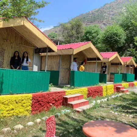 Tirthan Village Huts