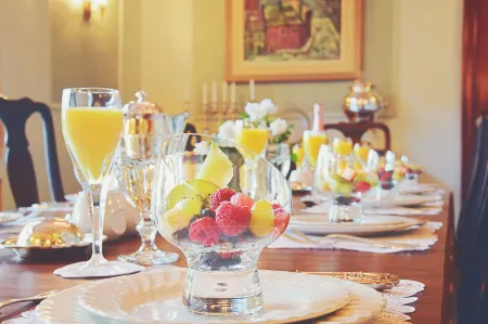 Manoir Chamberland (Adults Only, No Pets) Отели в г. Сент-Андре-Авеллен