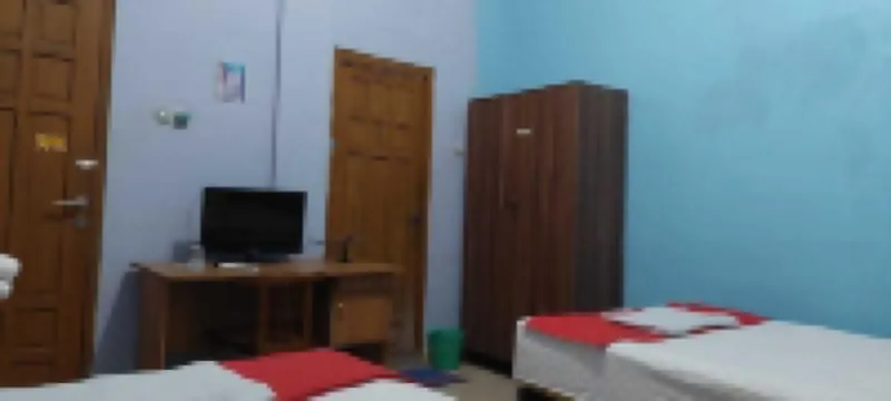 Kartika Homestay Syariah Surabaya Hotel di Menanggal